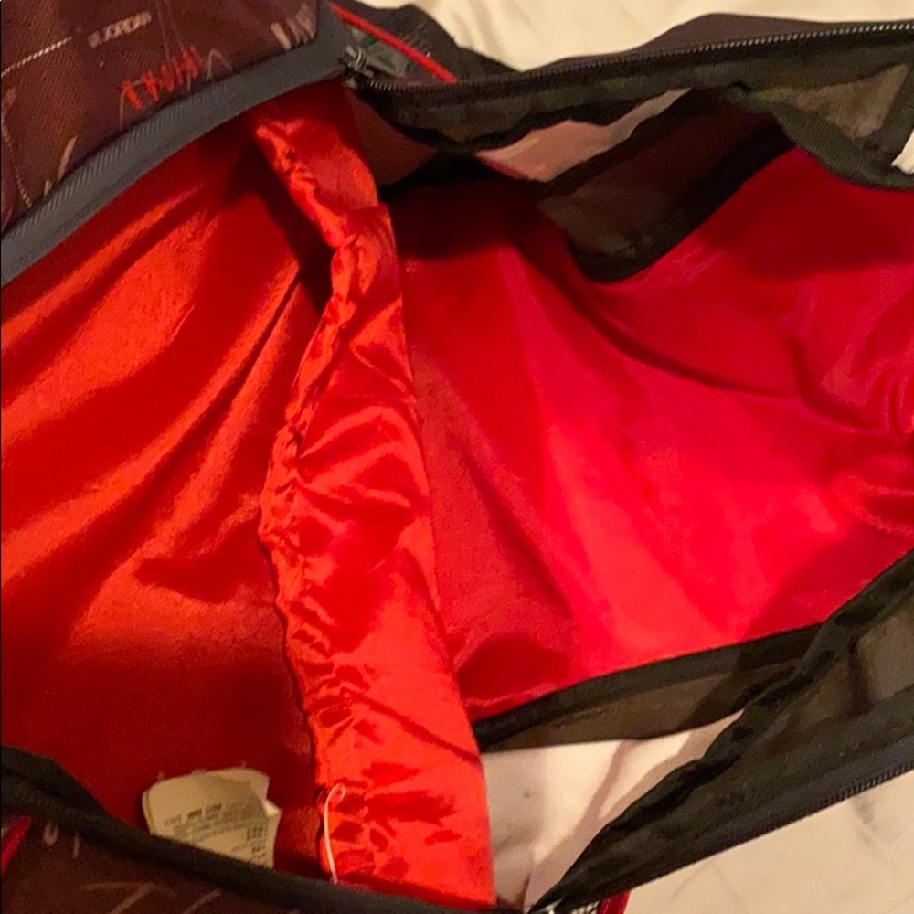 Backpack - Picture 2 of 4